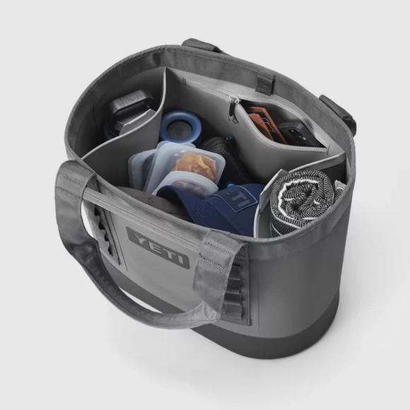 YETI Camino 35 Carryall 2.0 Tote Bag
Women bag Travel bag color Storm Gray - Picture 5 of 5